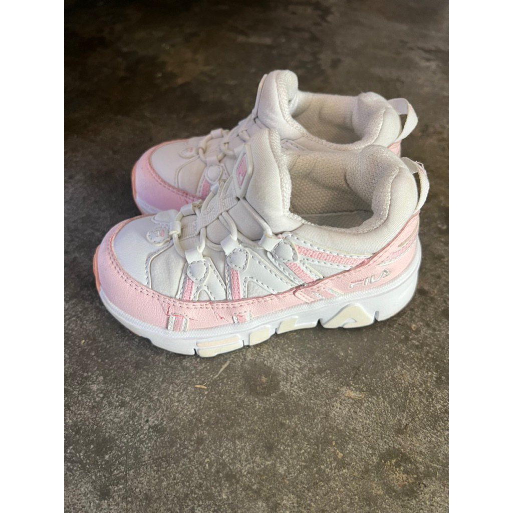 Preloved Sepatu Fila Anak Original Like New