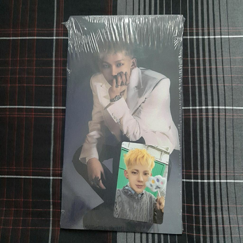 Album Treasure Pleasure Blue Ver Hyunsuk Sealed + First Edition PC
