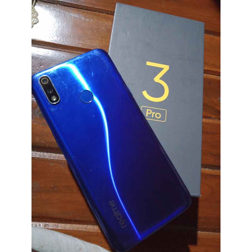 Realme 3 pro ram 4/64