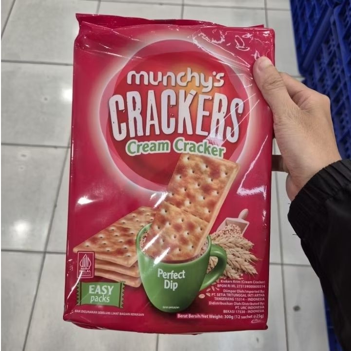 

Munchy's biskuit crackers rasa Cream Cracker 300gr