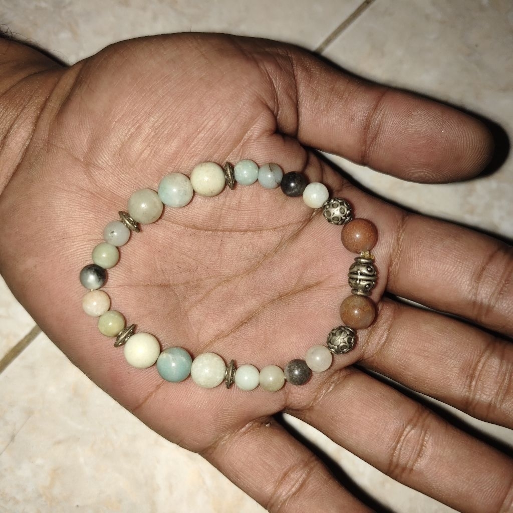 gelang batu langka warisan kuno jadul