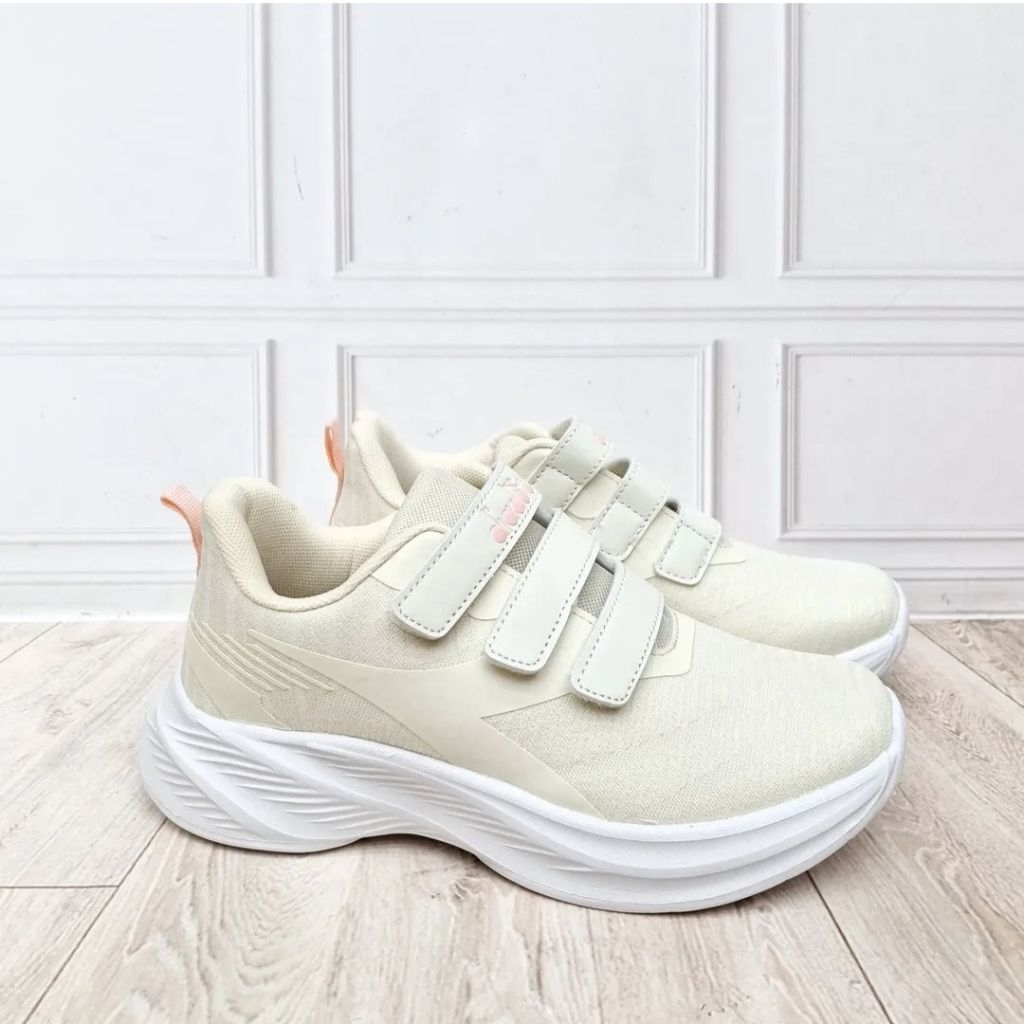 Sepatu Sekolah Anak DIADORA Nevio Jr 100% Original Resmi (READY Size 32 33 35 36)