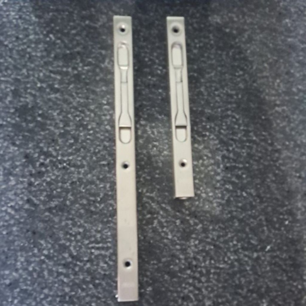 Grendel Tanam Dekkson