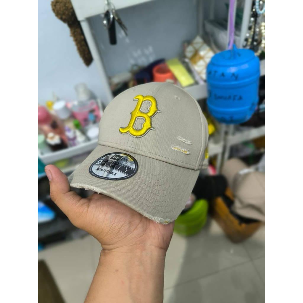 topi new era boston cotton damage