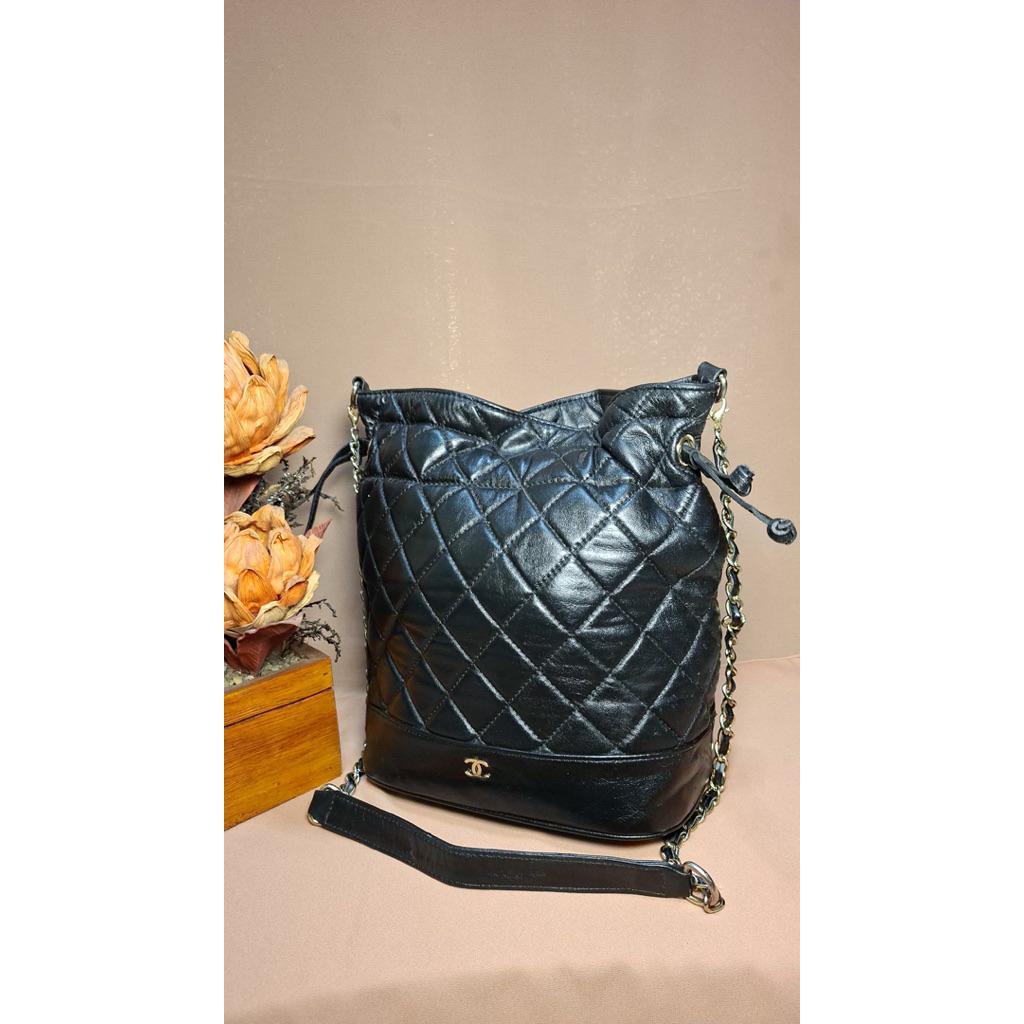 Tas Preloved Second Branded Slingbag Wanita Hitam CH