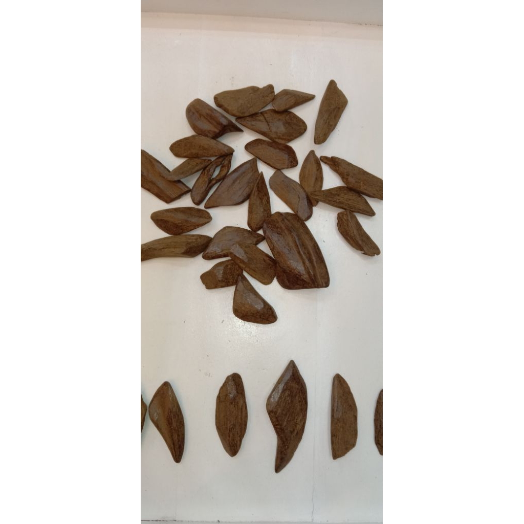 Muhassan Maroki Pure ABK 100 GR / KAYU GAHARU MERAUKE / GAHARU MERAUKE / PENGHARUM RUANGAN