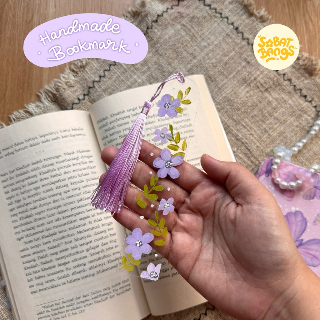 

LILAC Bookmark Acrylic Handmade by Mbak Bangsawan