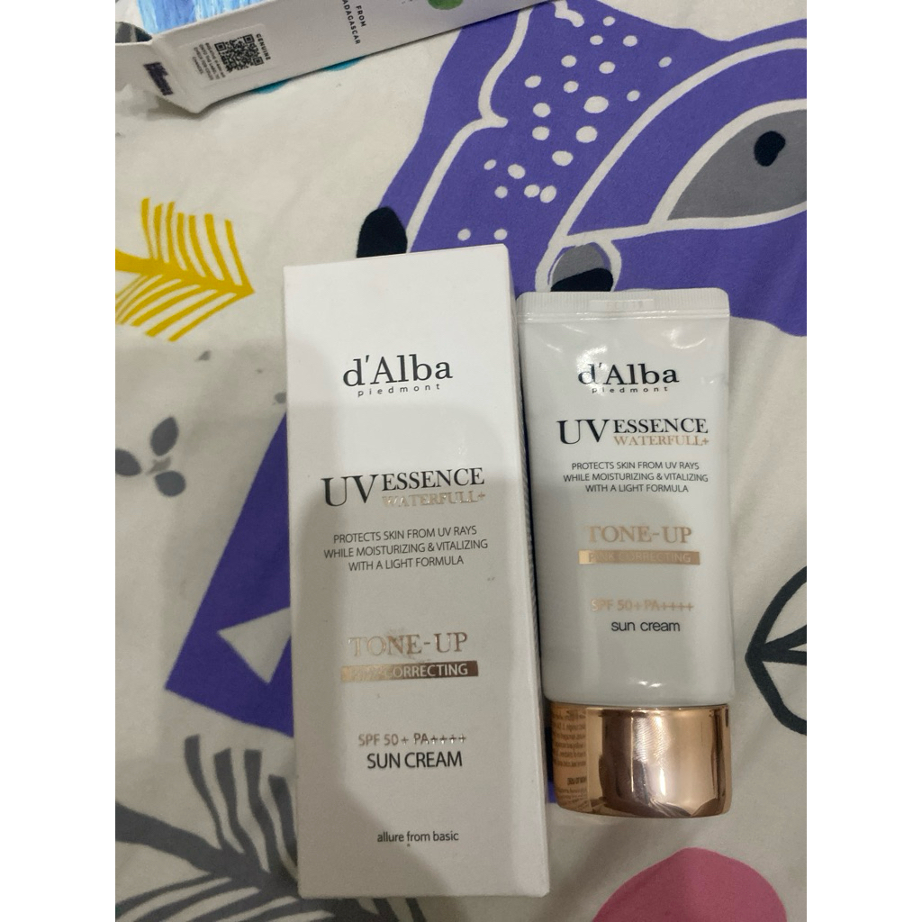 Preloved d alba tone up ex sociolla original [ BACA DEKS]