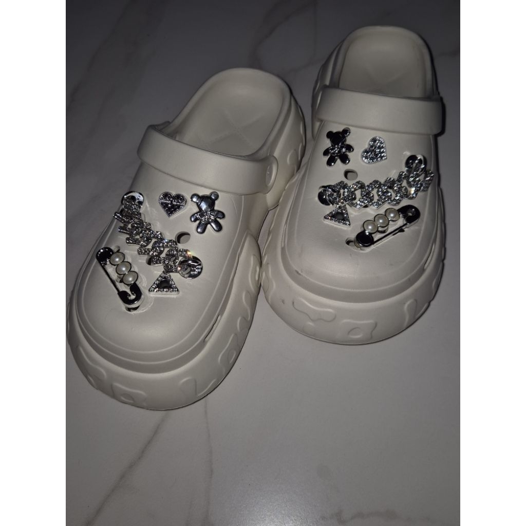 preloved sandal crocs