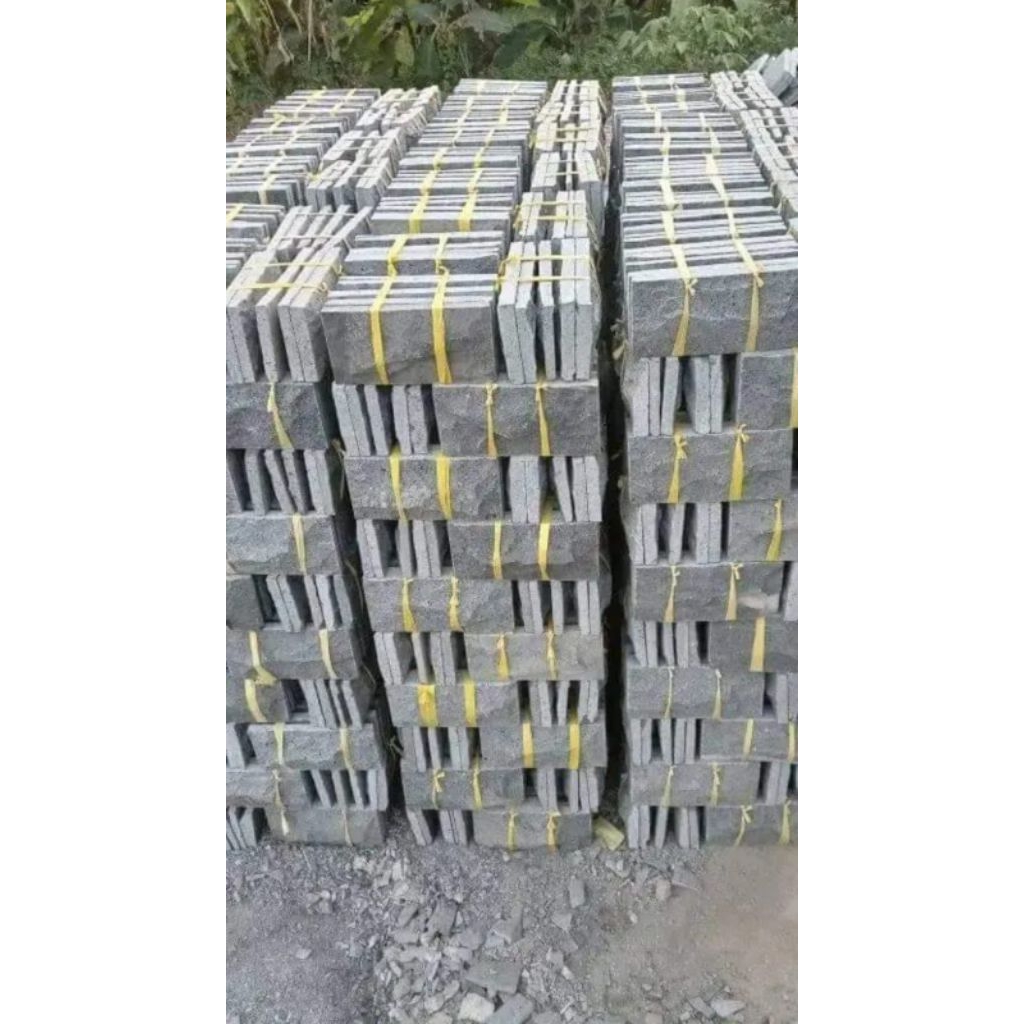 Batu alam andesit  dinding RTA rata alam gread A ukuran 10×20