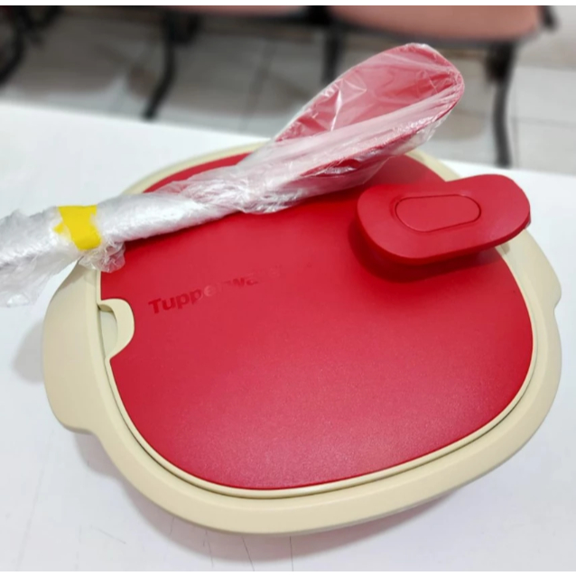 Warmie Tupperware 2.4Liter Wadah sayur Tupperware
