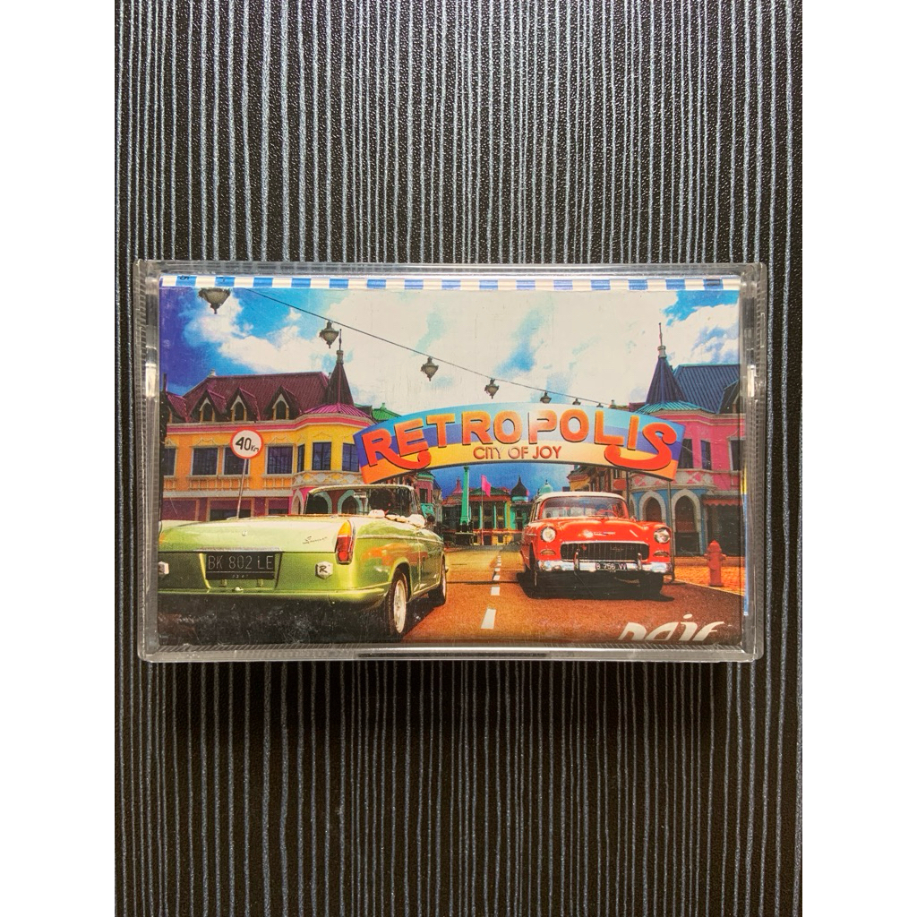 KASET NAIF - RETROPOLIS