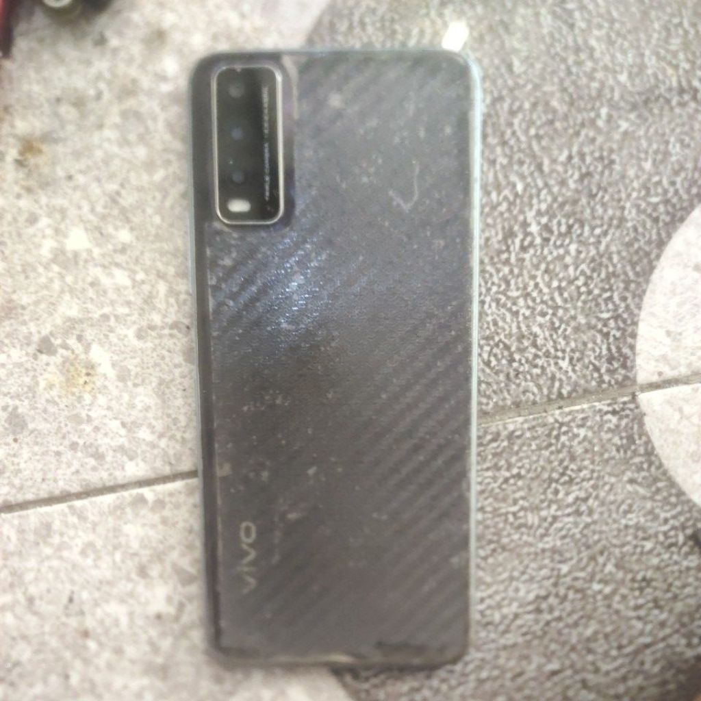 Vivo y20s ram 3/64 mesin normal minus lcd pecah