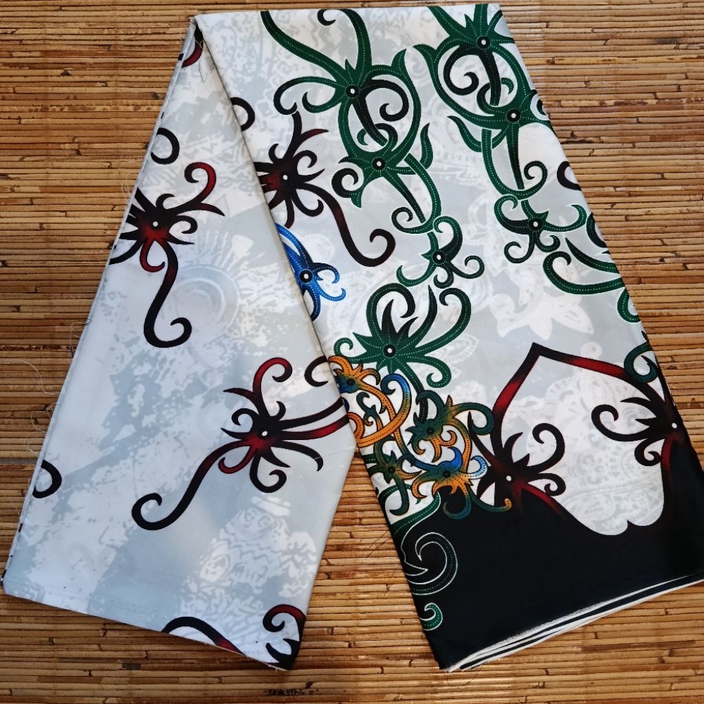 kain batik dayak kalimantan bahan licin S10