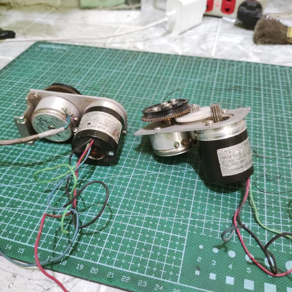 Motor Servo AC + Gearbox Bekas TYPE 36 SLOG potensiometer (WDD35D-4)