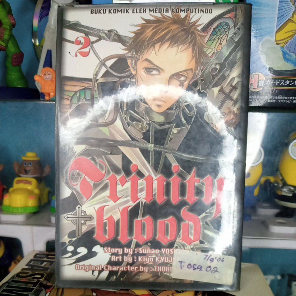 BUKU KOMIK TRINITY BLOOD
