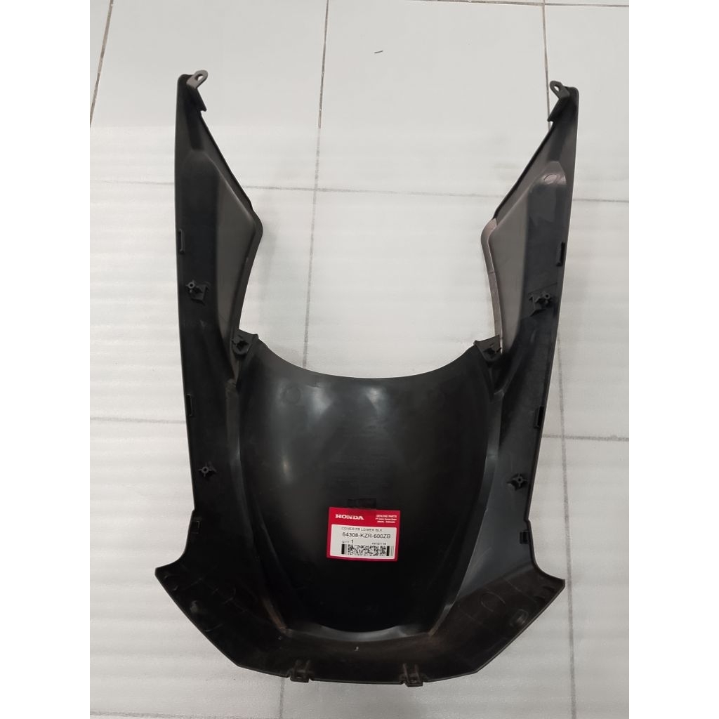 64308-KZR-600ZB Cover Lower Depan Honda Vario 125 FI