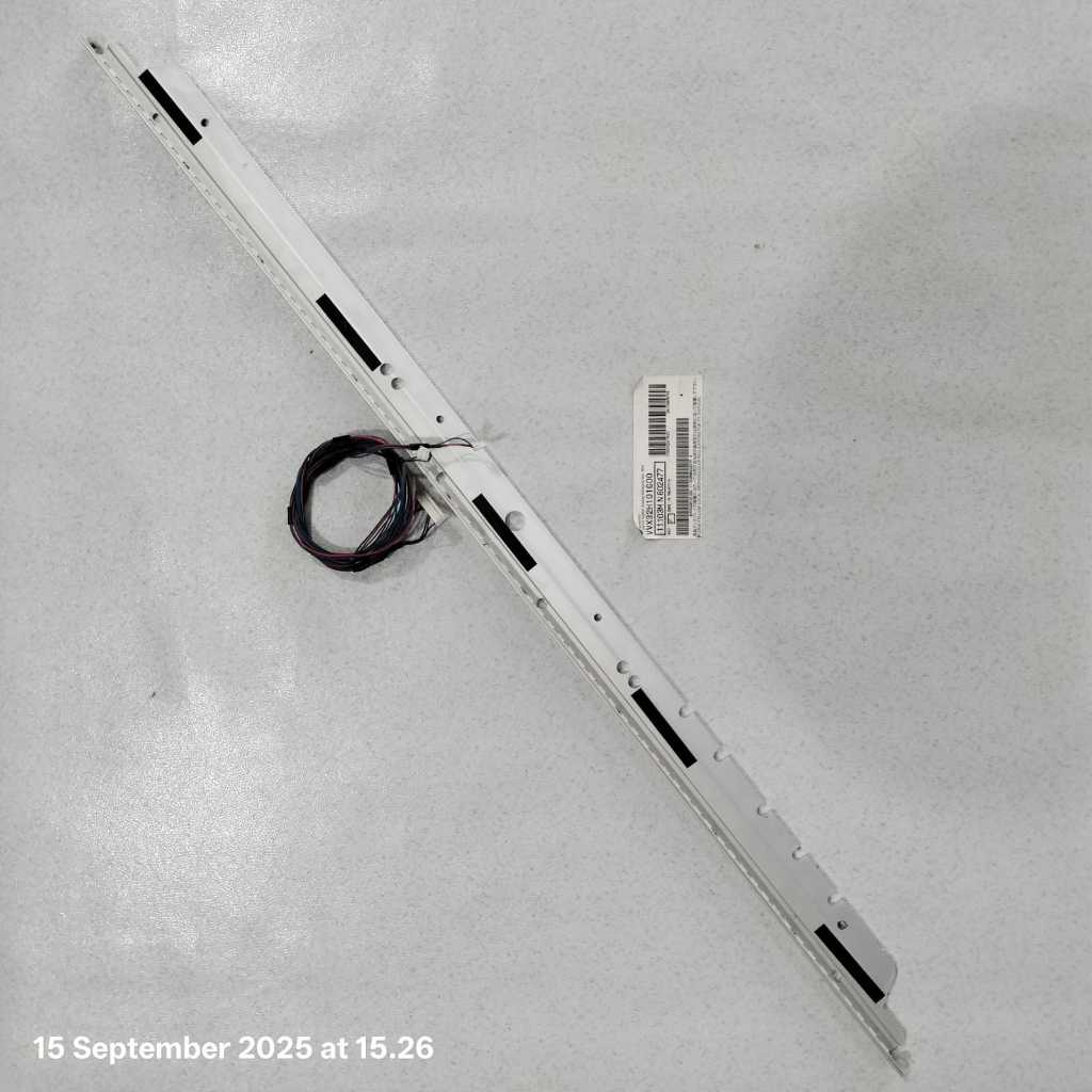 Led Backlight / Led Lampu Latar Panel Panasonic VVX32H101G00 TV PANASONIC TH-L32X30D STM320A27L rev4