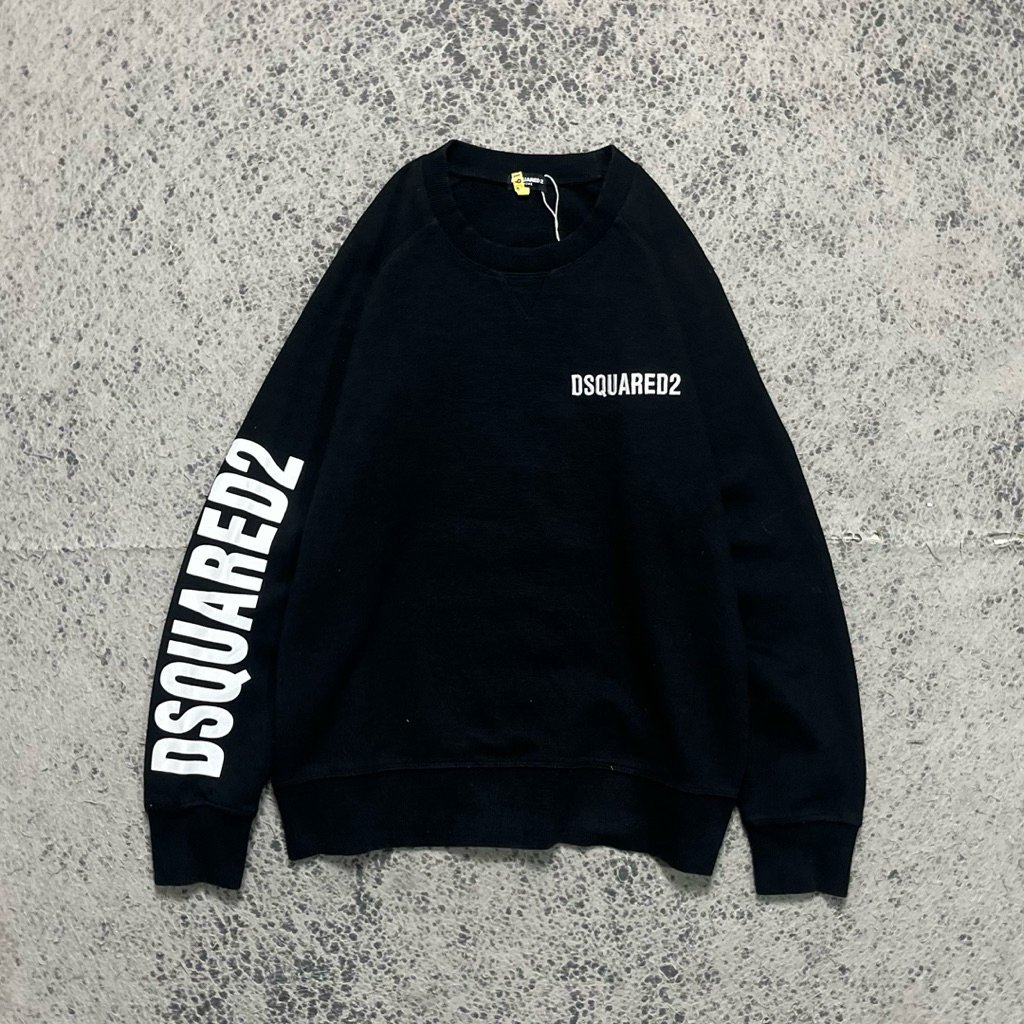 DSquared2 Crewneck Size M (A29) seperti baru