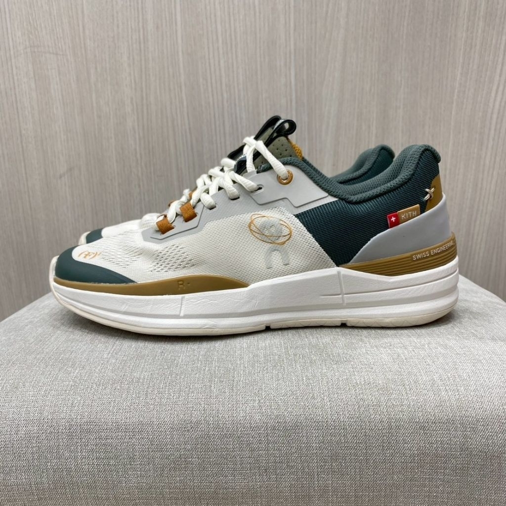 Sepatu Padel/Tenis On Cloud Pro Roger Federer Kith