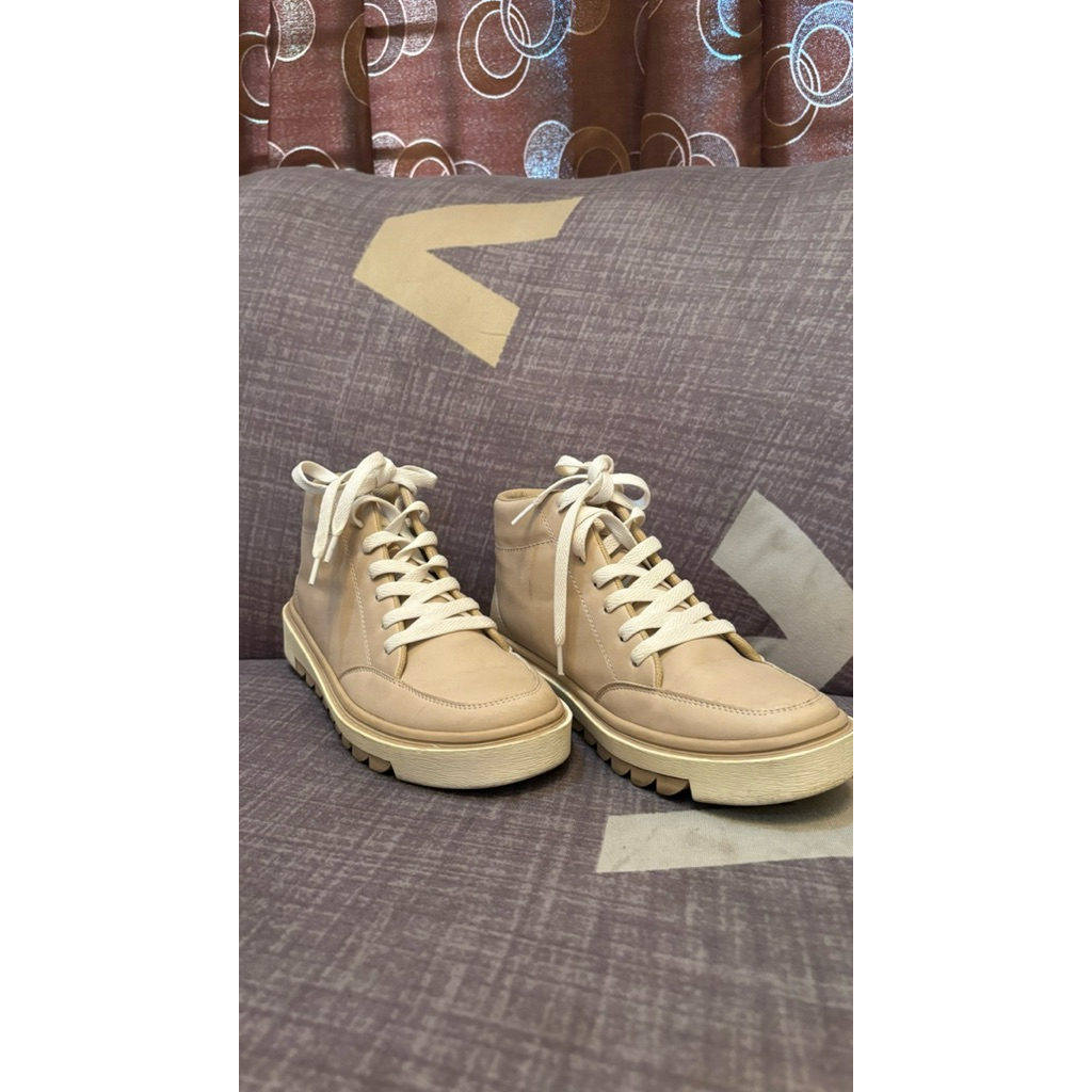 [PRELOVED] Donatello Sepatu Tali/ Sepatu Tali / Sepatu Fashion Wanita