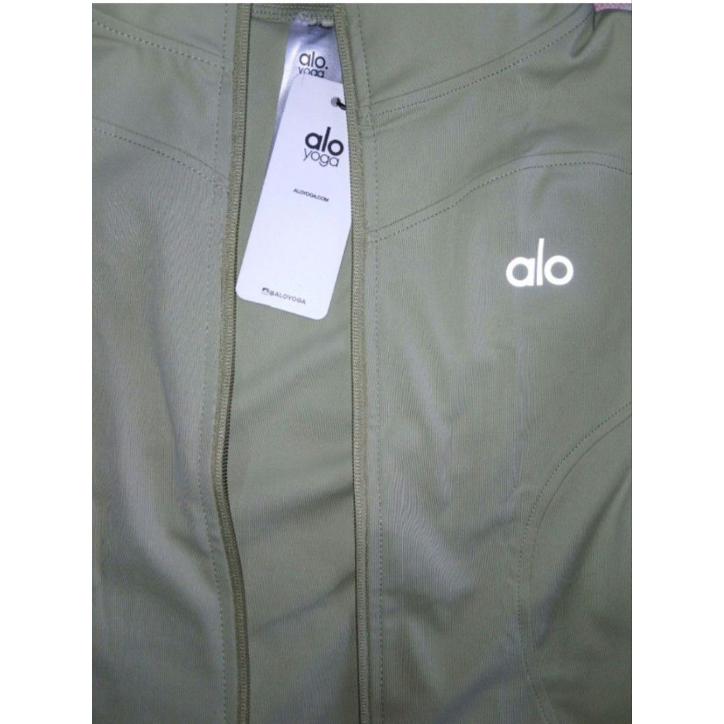 cropped active jacket