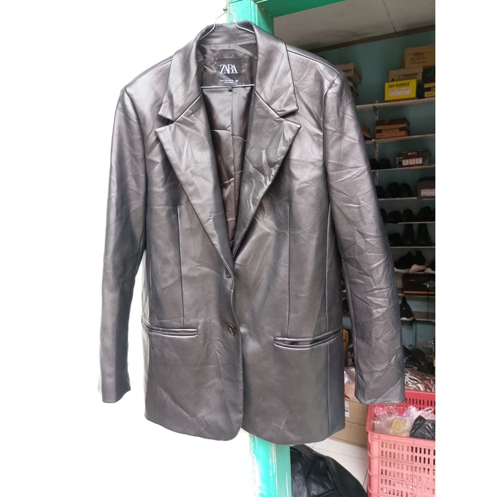 Jas Kulit Sintetis Zara