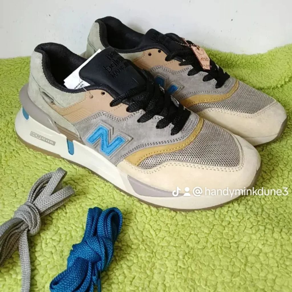 m997 x kithx nonnative fushion dune size 43 Made in usa