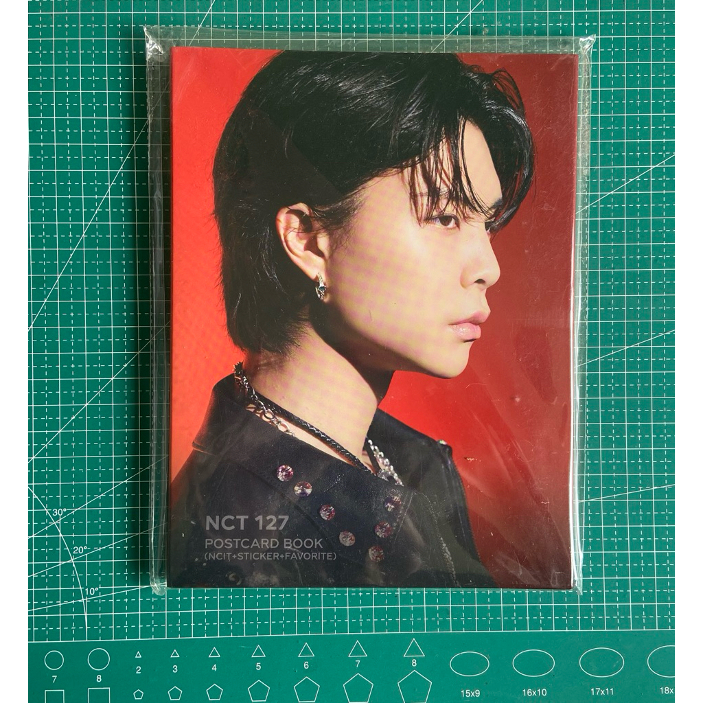 [READY INDO] SPECIAL POSTCARD BOOK JOHNNY NCT 127