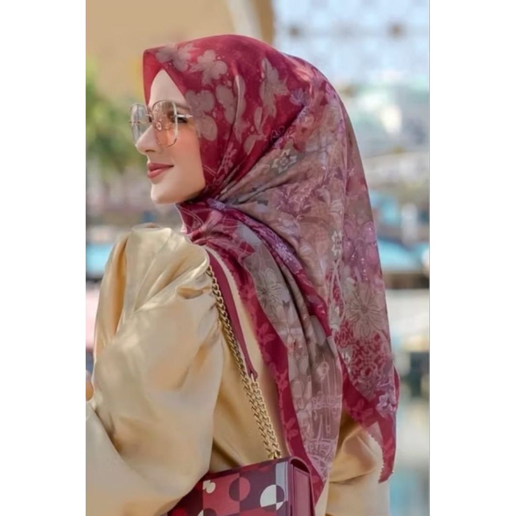 Buttonscarves TDP scarlet pernah dipakai