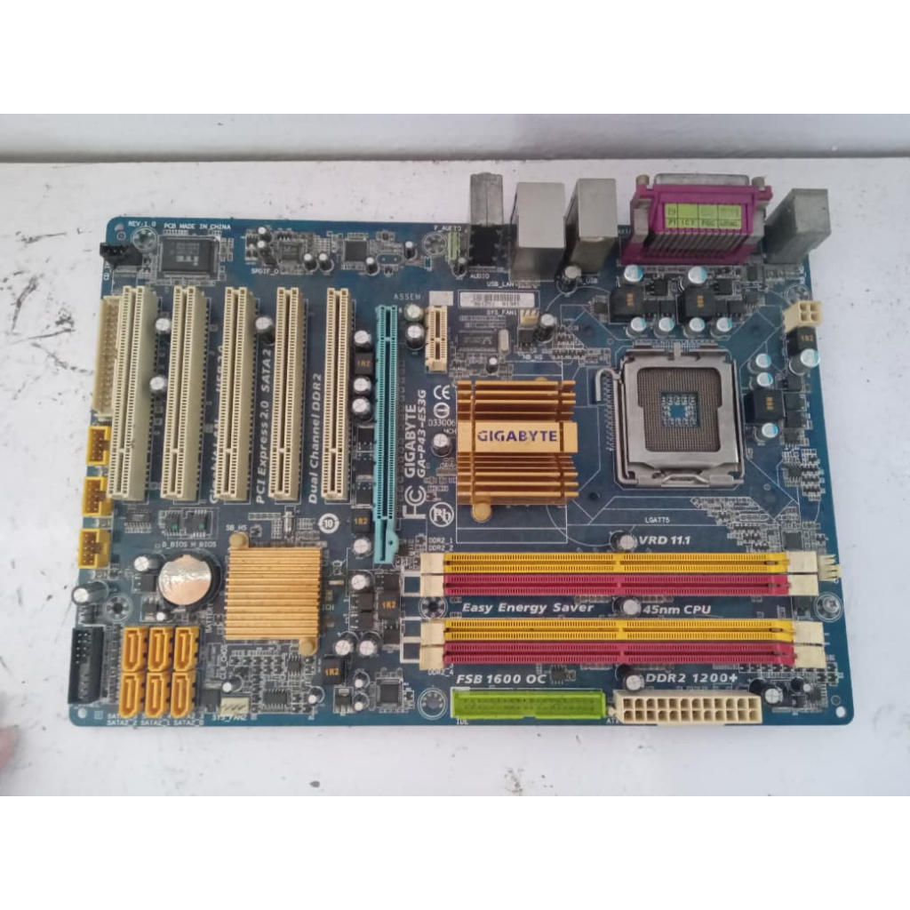 MOTHERBOARD MAINBOARD GIGABYTE GA-P43-ES3G LGA 775 - ercomp1