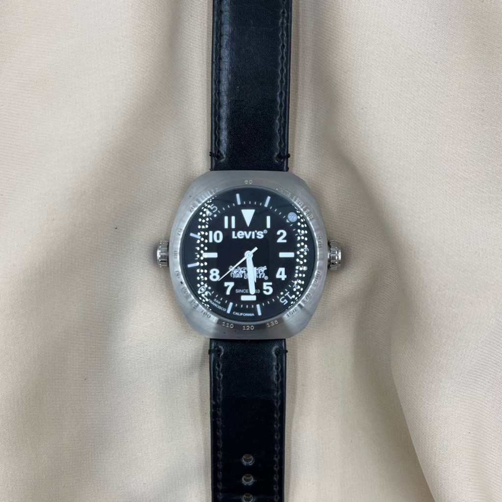 Jam Tangan Levis Pria LTG0502