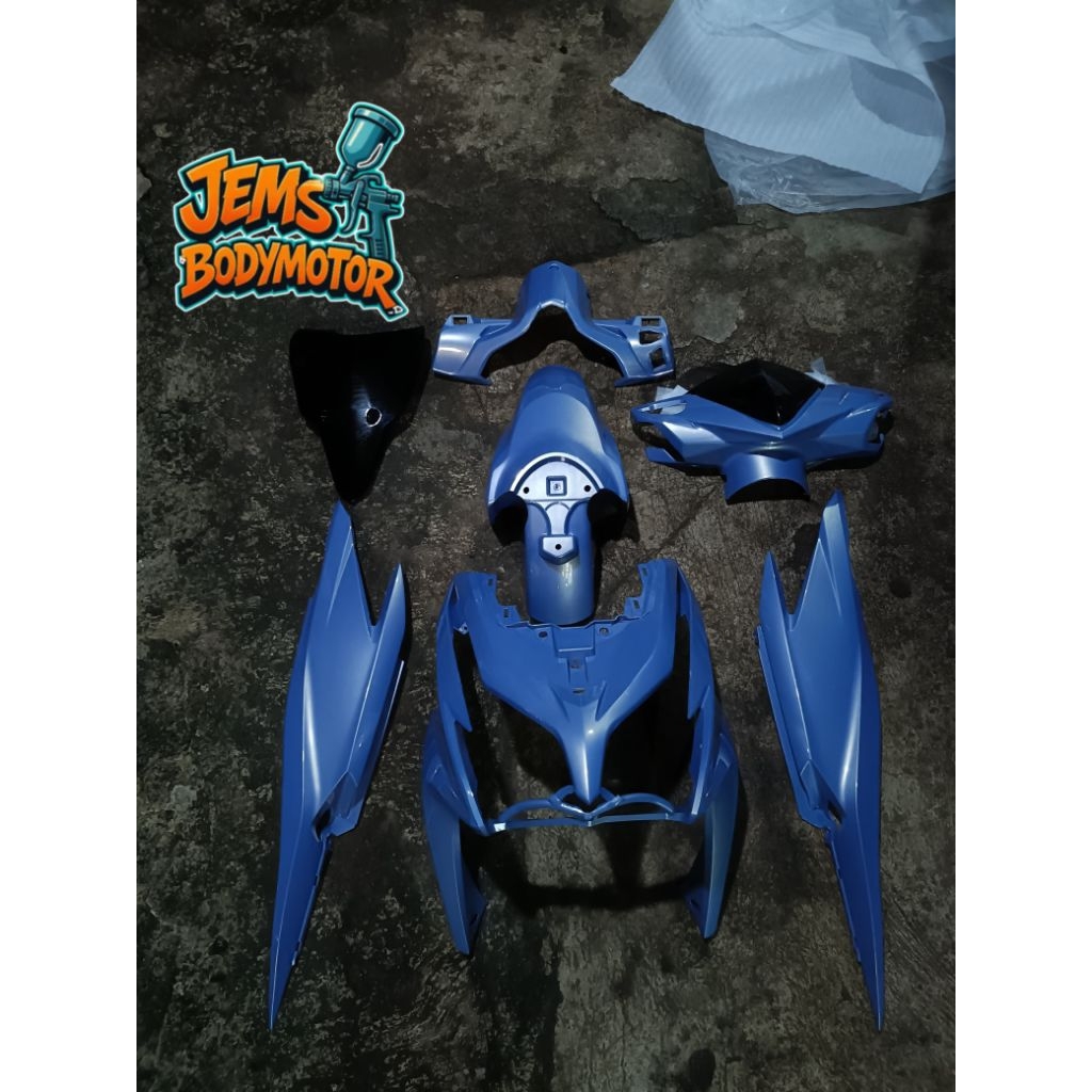 Cover full body halus motor Vario 125 techno/KZR warna biru dolphin