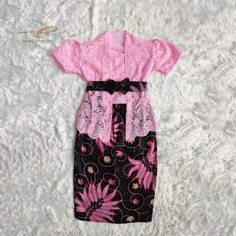 REAL PICT Kebaya Anak Tanggung Kebaya anak SD Bali