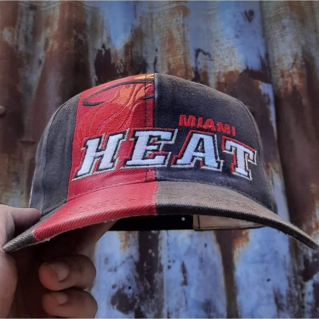 Topi sports specialties Miami Heat