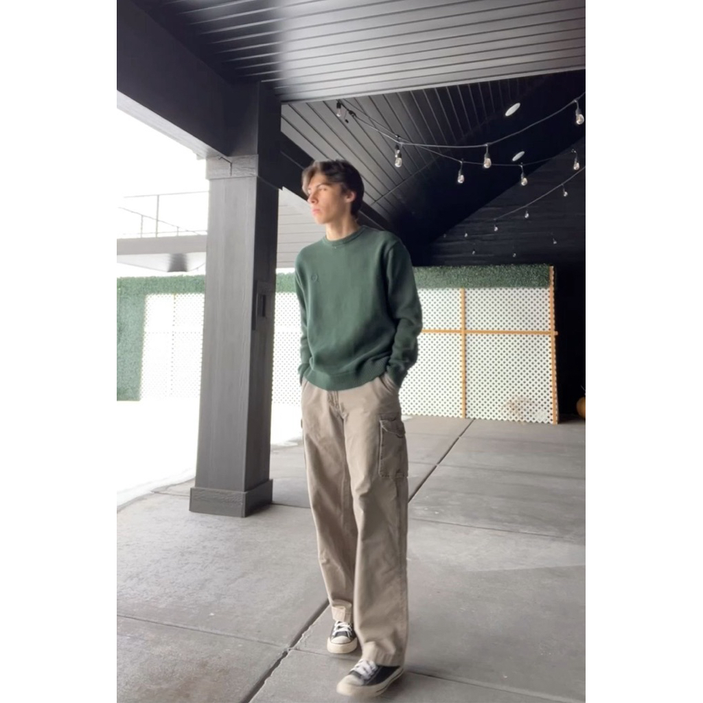 Crewneck Polos Hijau Tua Gramasi 260 – Sweater Hangat untuk Pria & Wanita