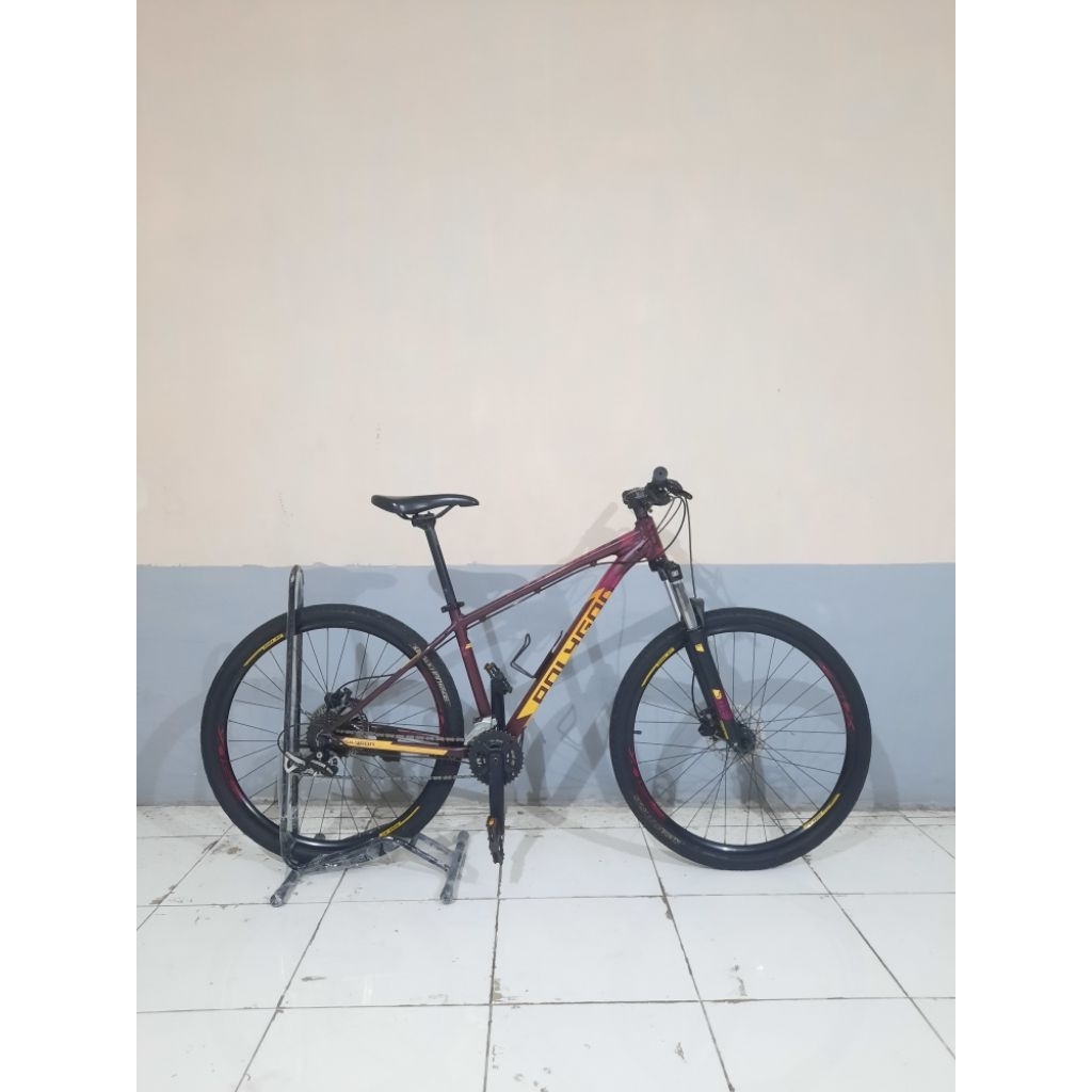 POLYGON PREMIER 4 TAHUN 2021