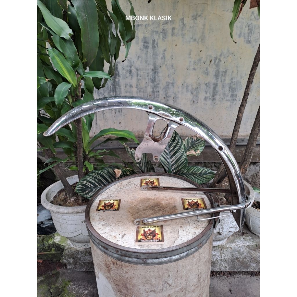 spakbor depan honda gl gl100 gl125 glk platina cdi ORIGINAL spakbor depan honda gl 100 platina cdi s