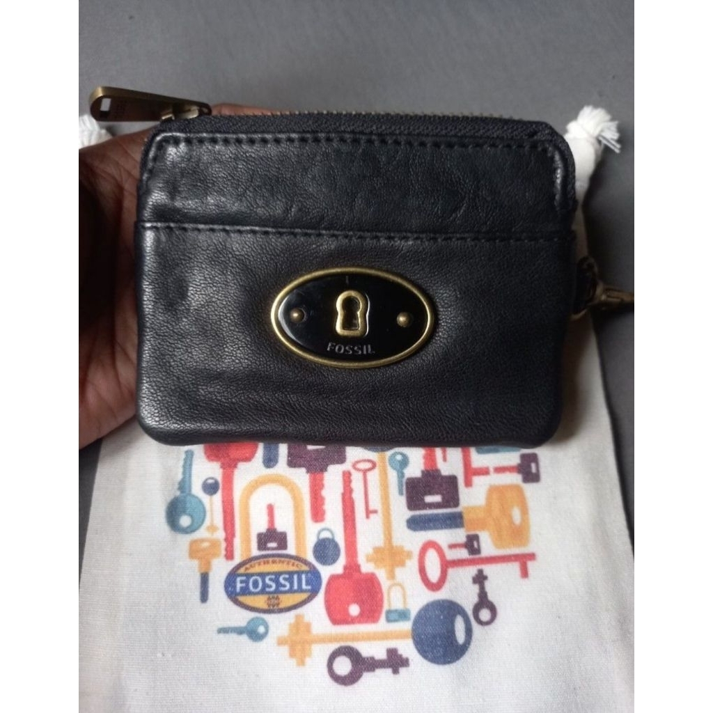 Dompet fossil bagong