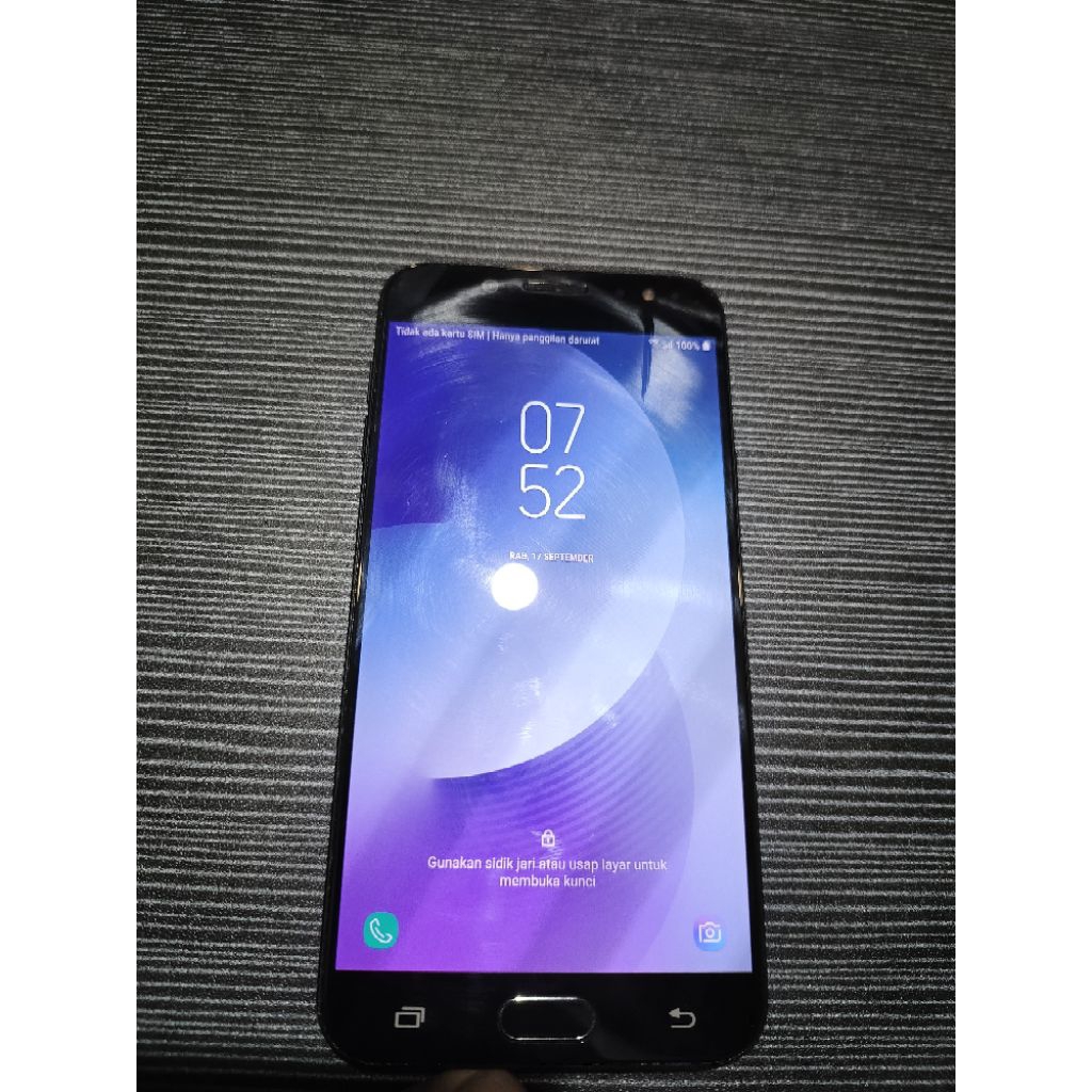 samsung j7 plus 4/32 second batangan mulus normal