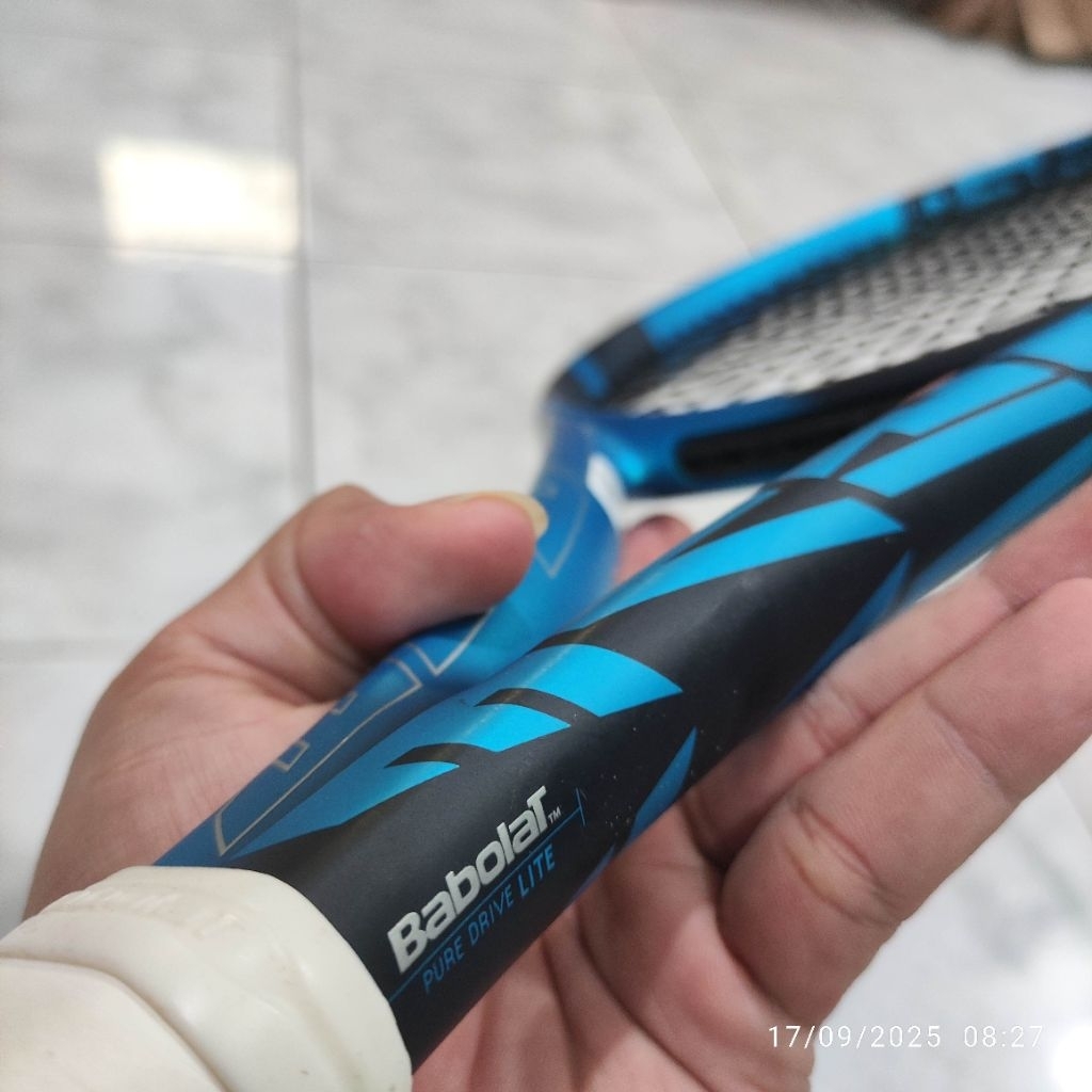 Raket Tenis Babolat Pure Drive size 100 4 1/8 Tennis Lapangan Seken Bekas Second berat 270gr muluss