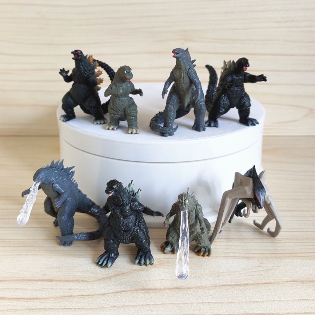 Action Figure Godzilla Set Of 8 mini monsters series Mainan Topper Cake