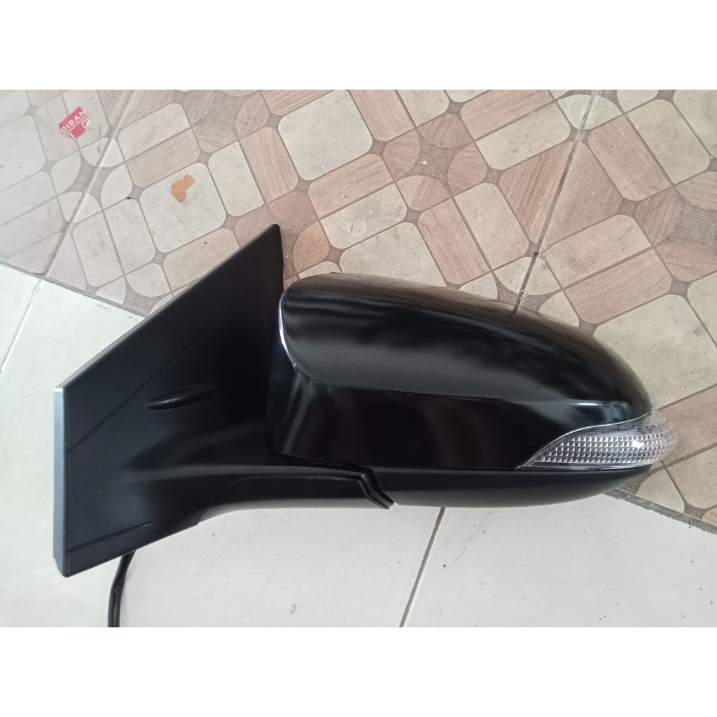 Spion Vios gen 3 / Yaris gen 3 kiri