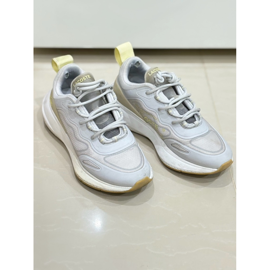 PRELOVED - LACOSTE / ORIGINAL / Sepatu / Sneaker / Sandal / Shoes / Pan Shoes / Perempuan / Wanita /