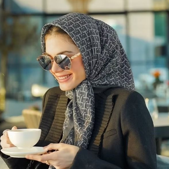 Bimu Midnight Buttonscarves