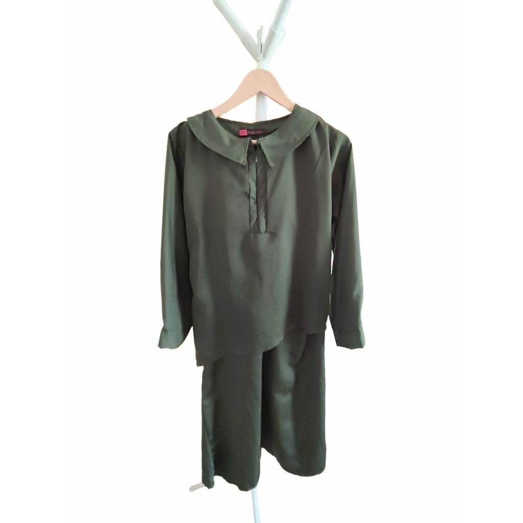 Tunik hijau army