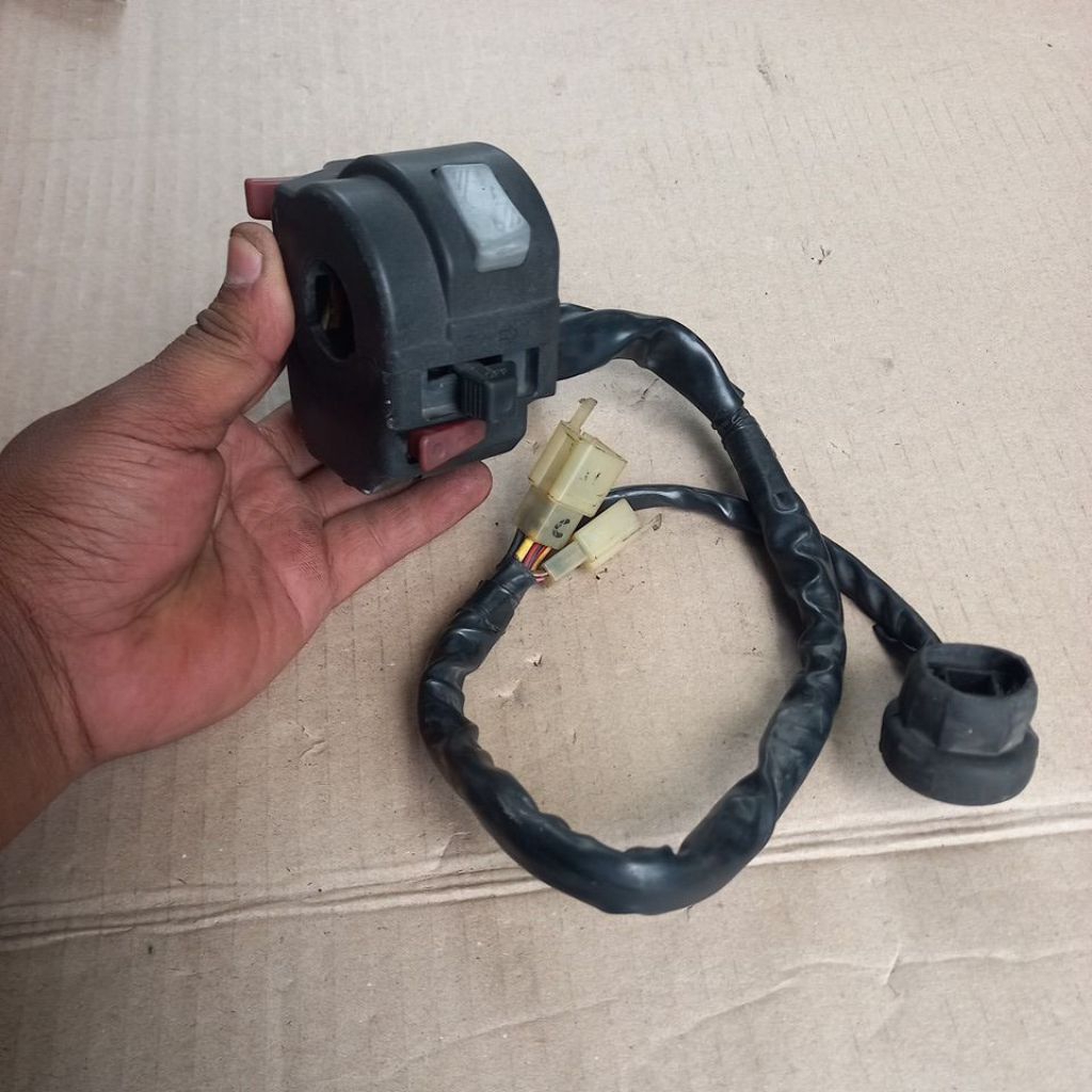 HOLDER KIRI VIXION OLD VIXION NEW ORIGINAL CABUTAN