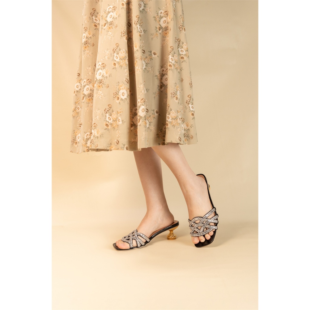 Sonicee Sandal Wanita Heels Elegan Simple Mewah  (Tersedia Size 36-41)