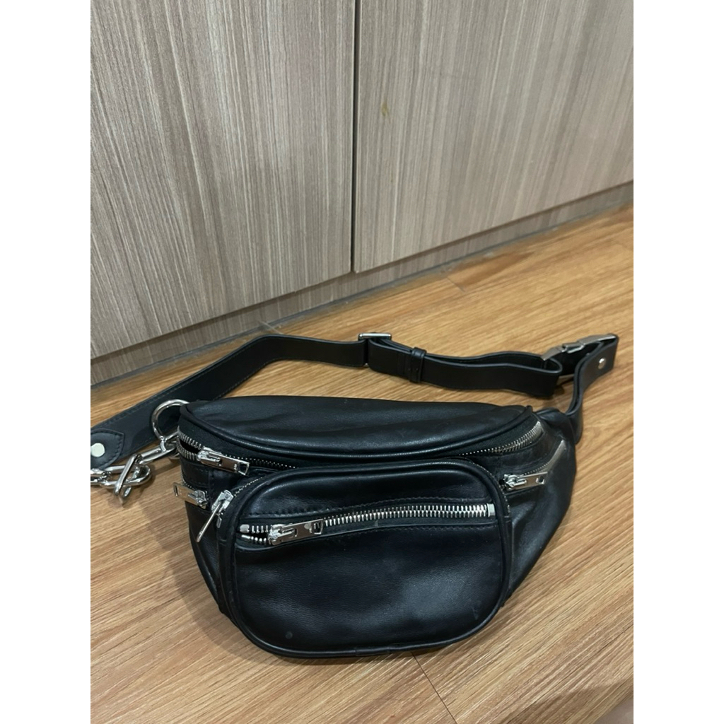 prelovedwaist bag hitam by alexander wang