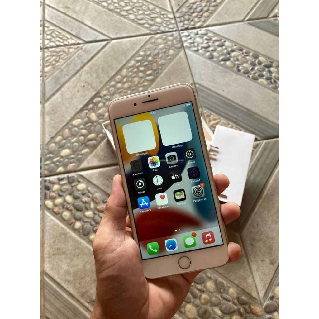 iphone 7+ 128gb